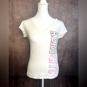 Aeropostale V-neck  Sz Small